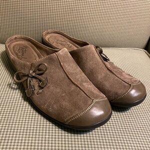 Natural Soul Taupe Suede Comfort Loafers
